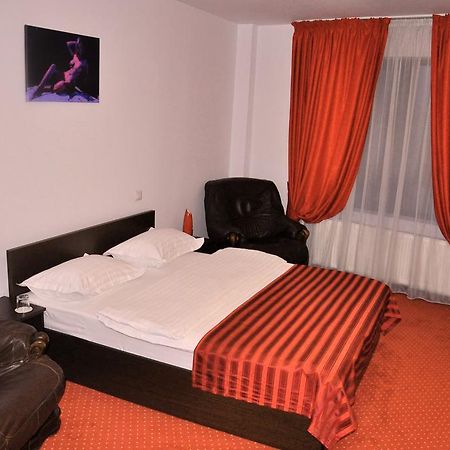 Hotel Thomas Bükreş Dış mekan fotoğraf