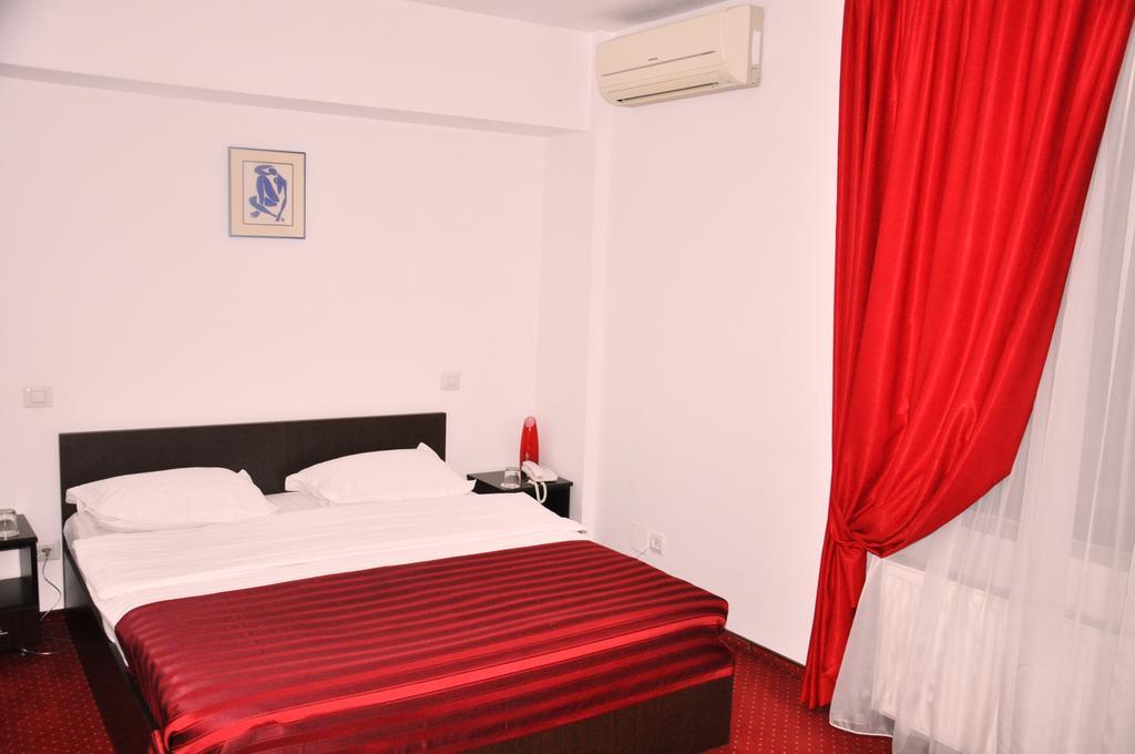 Hotel Thomas Bükreş Oda fotoğraf