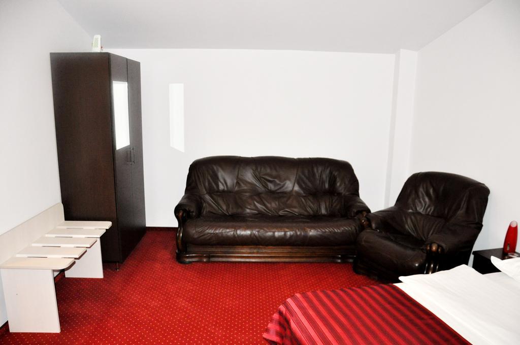 Hotel Thomas Bükreş Dış mekan fotoğraf