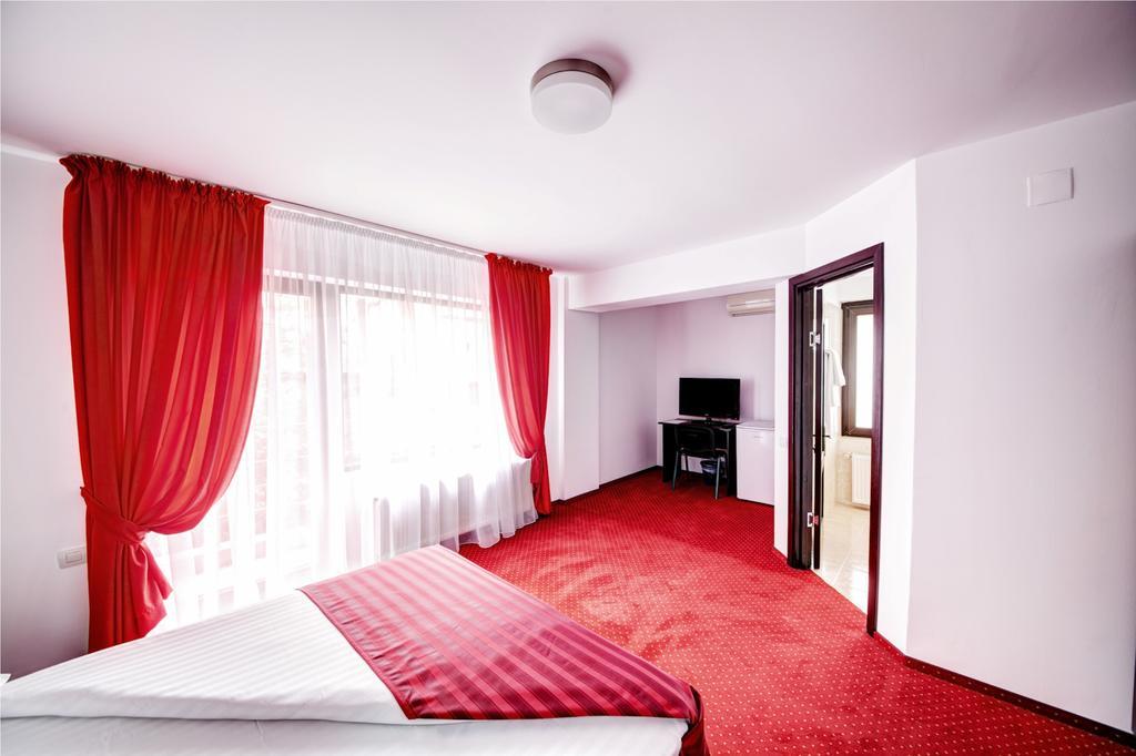 Hotel Thomas Bükreş Dış mekan fotoğraf