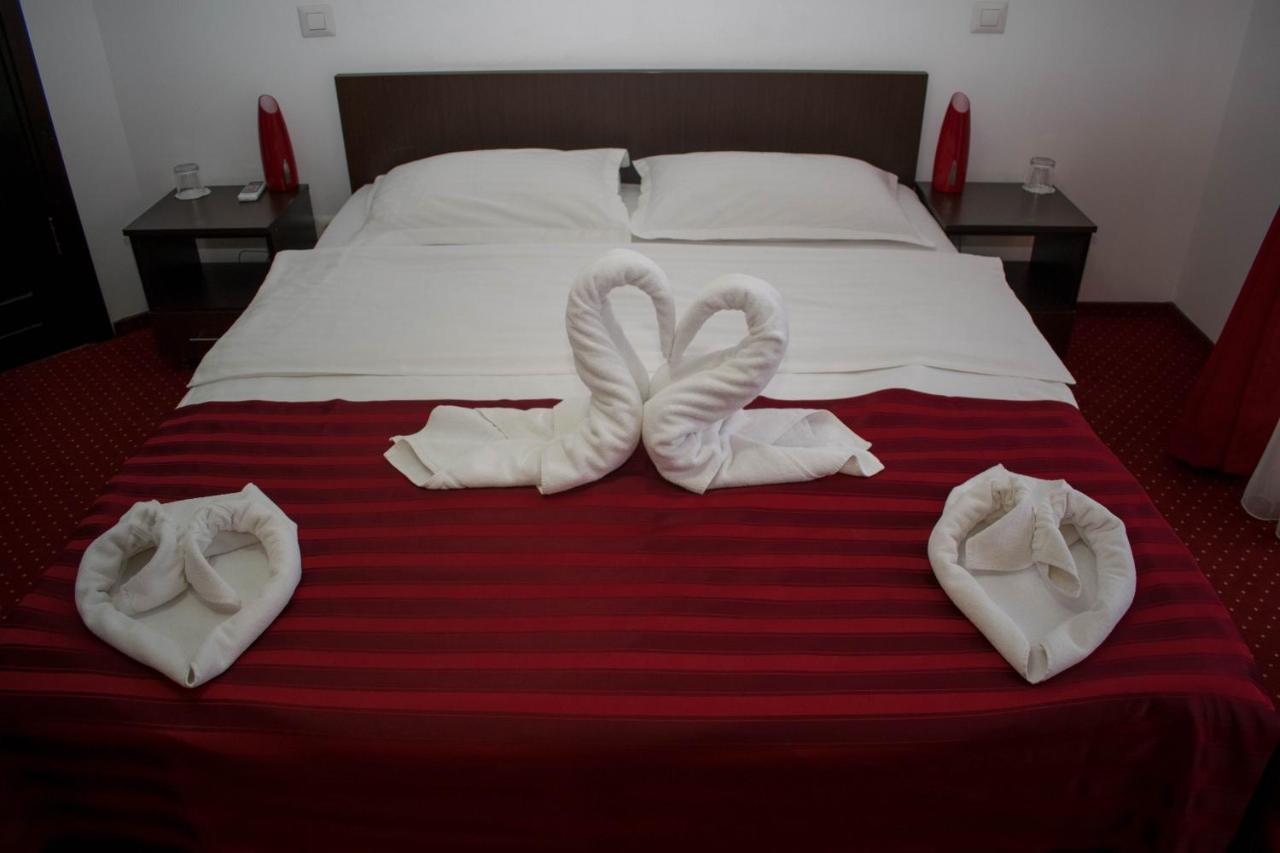 Hotel Thomas Bükreş Dış mekan fotoğraf